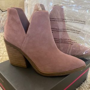 Vince  Camuto suede boots